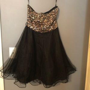 Cheetah print and black homecoming dress!